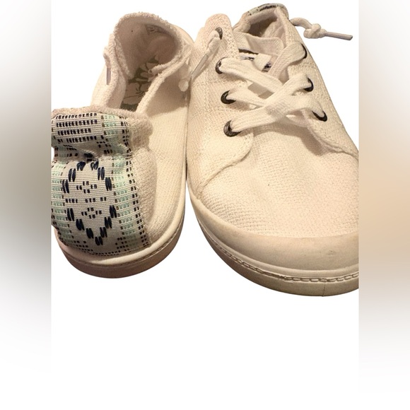 Roxy Bayshore Soft White Canvas Slip on Sneaker Trainer Tennies Tennis shoes 10 - Picture 5 of 5